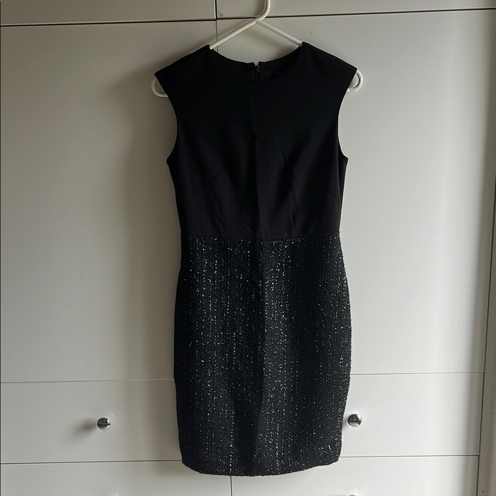 NWOT Elegant Sleeveless Ann Taylor Dress 00P